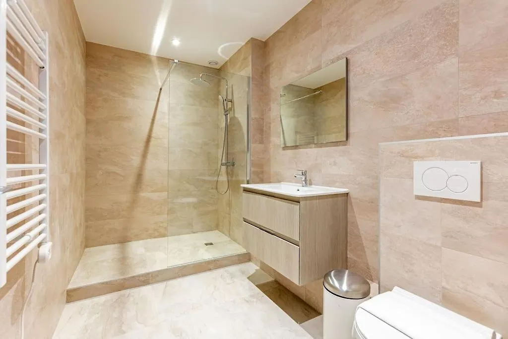 Appart 6Pers#3 Bedrooms#2 Bathrooms#Paris 19 Apartment